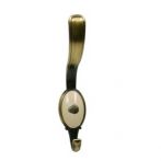 Cuier bronz antic slefuit cu insertie de plastic bej si ornament bronz antic slefuit, S.1982ZN31A78 